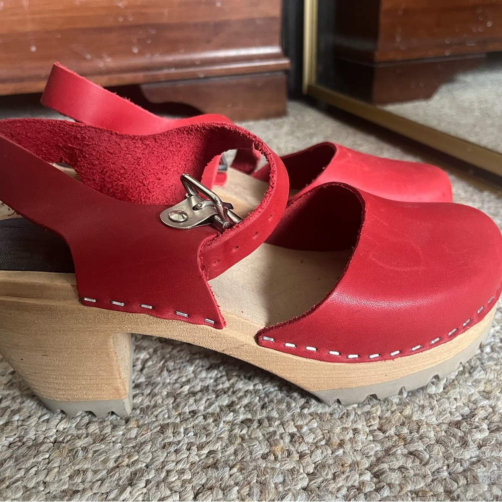 MIA Abba Clog